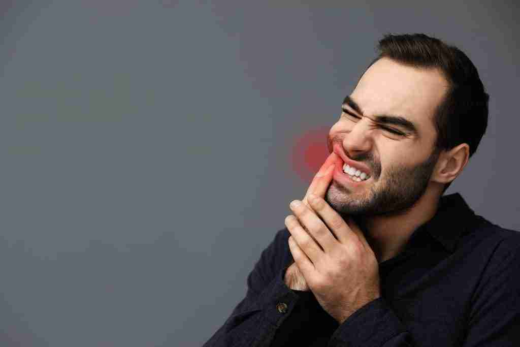 causas encías inflamadas